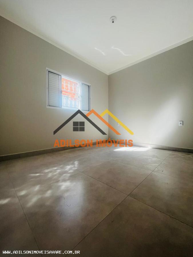 Casa à venda com 2 quartos, 61m² - Foto 7
