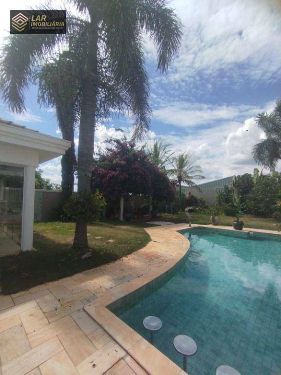 Casa à venda com 3 quartos, 300m² - Foto 9