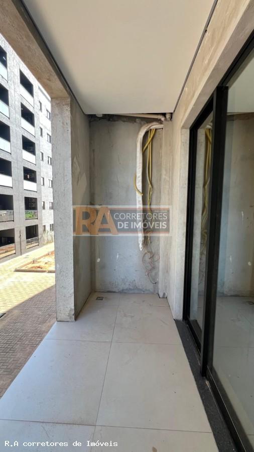 Apartamento à venda com 2 quartos, 58m² - Foto 2