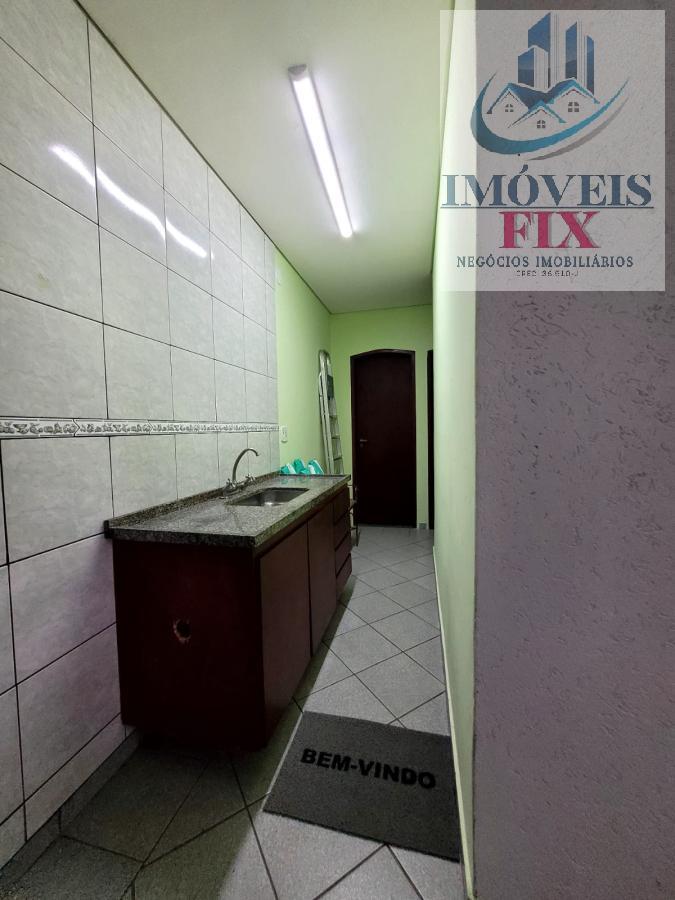 Casa à venda com 5 quartos, 198m² - Foto 22