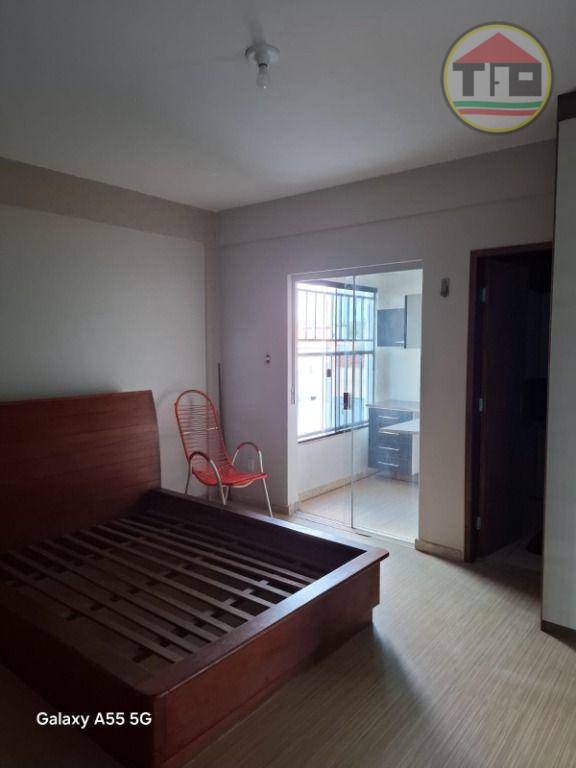 Apartamento à venda com 3 quartos, 130m² - Foto 4