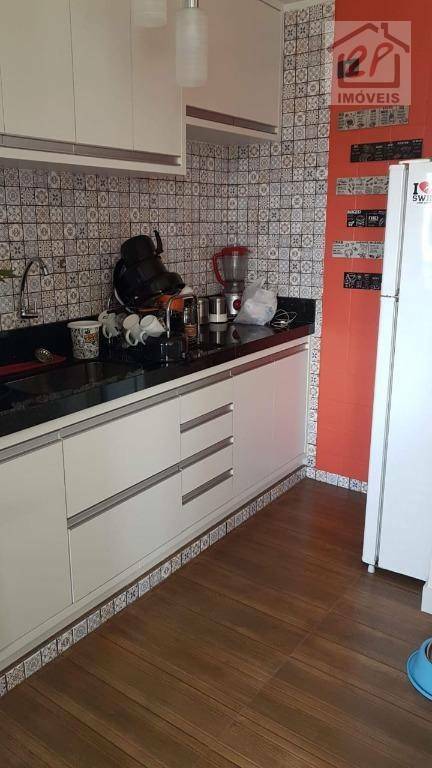 Apartamento à venda com 3 quartos, 65m² - Foto 3