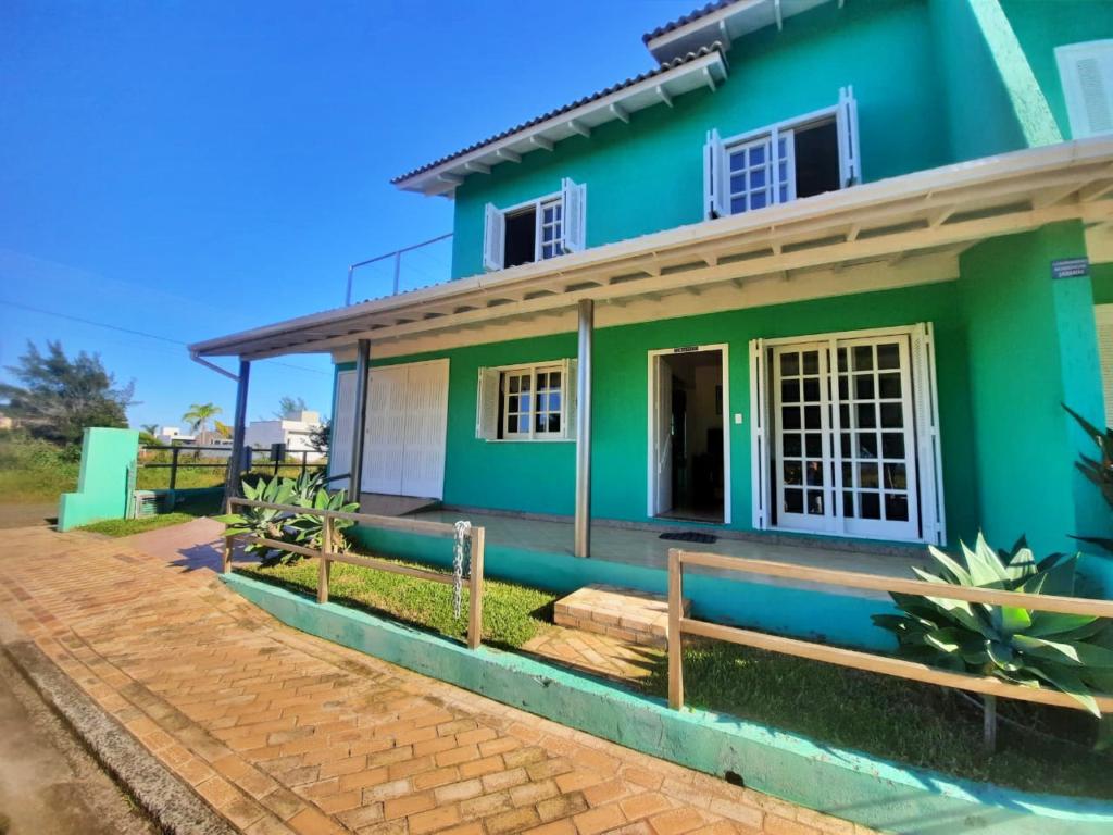 Sobrado à venda com 3 quartos, 172m² - Foto 1