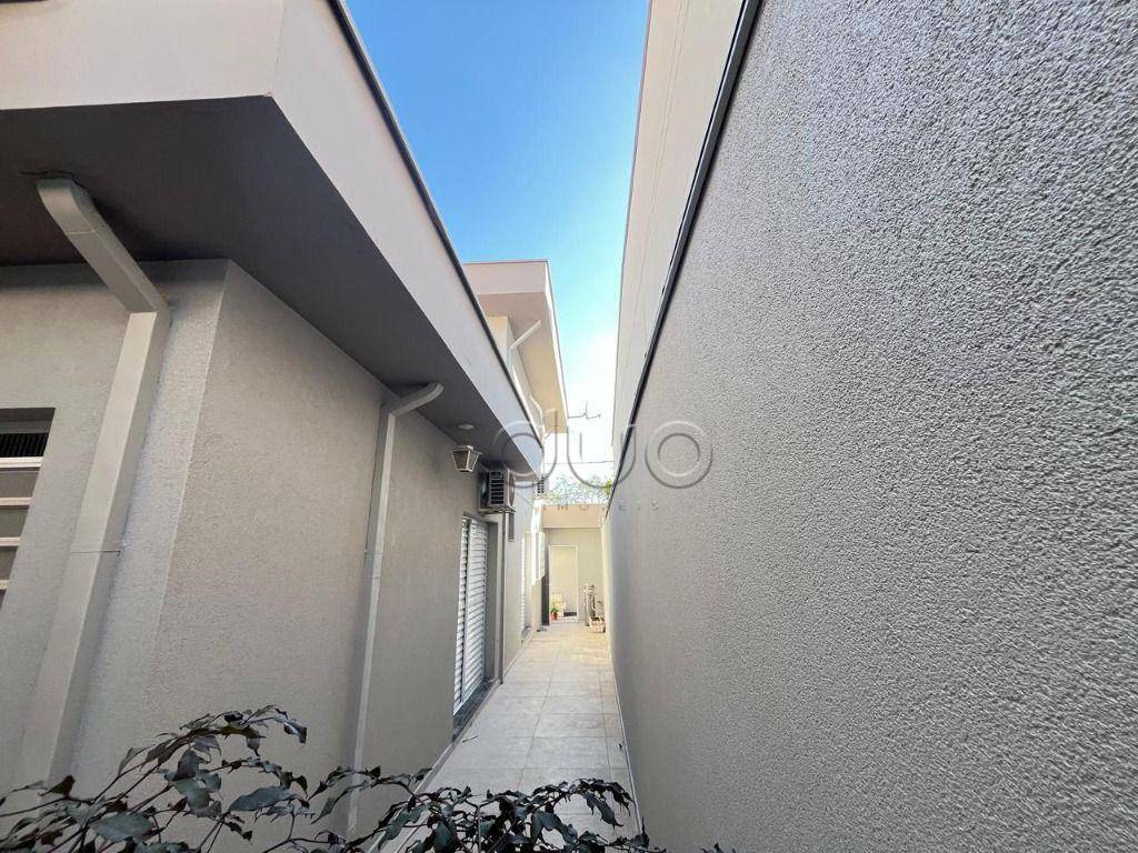 Casa à venda com 4 quartos, 200m² - Foto 69