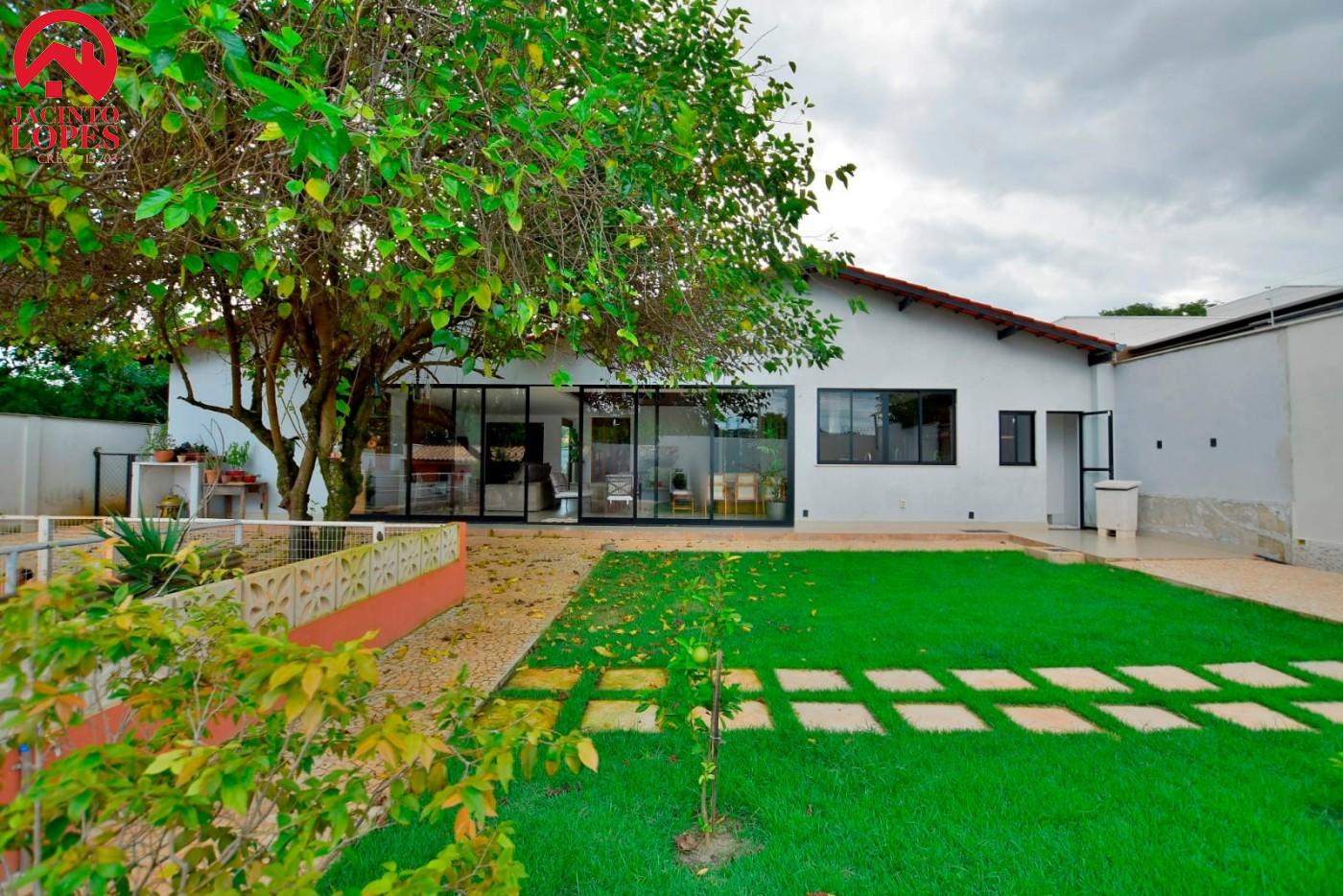 Casa de Condomínio à venda com 3 quartos, 300m² - Foto 8