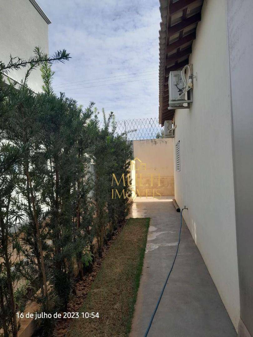 Chácara à venda com 3 quartos, 242m² - Foto 37