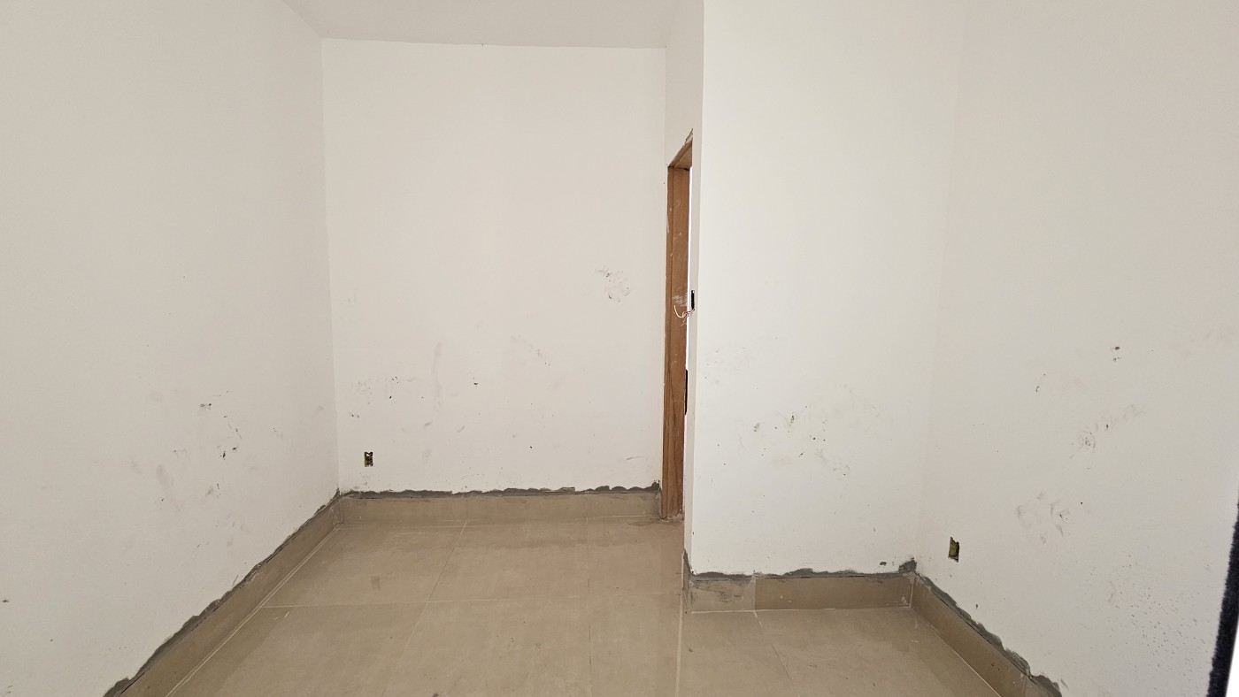 Casa à venda com 3 quartos, 233m² - Foto 7