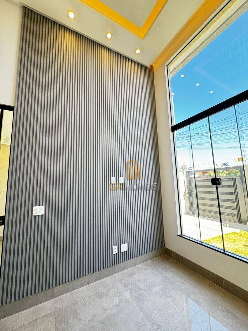 Casa à venda com 3 quartos, 106m² - Foto 4