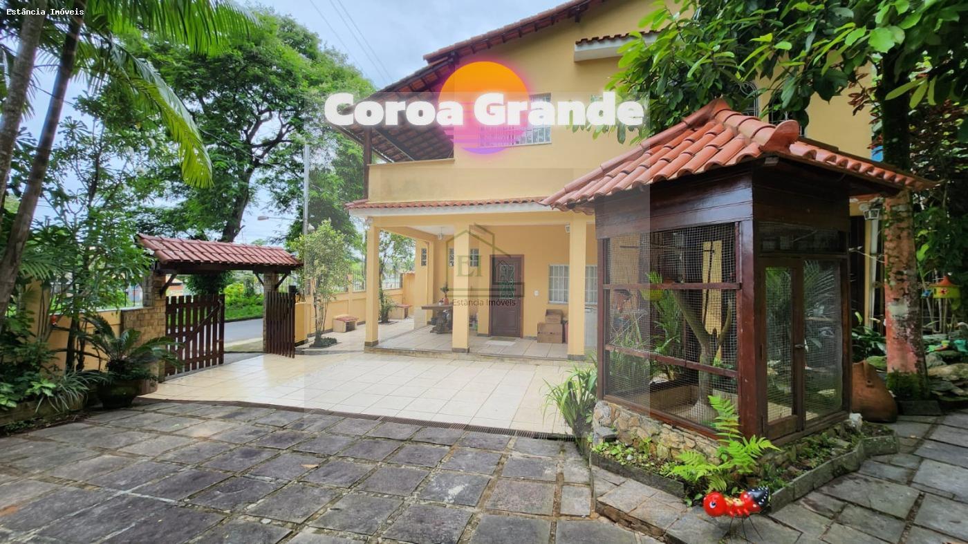 Casa à venda com 3 quartos, 340m² - Foto 7
