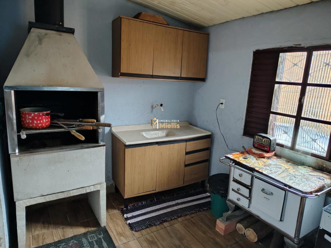 Casa à venda com 2 quartos, 60m² - Foto 17