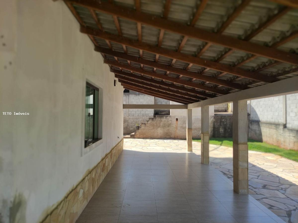 Sítio à venda com 3 quartos, 1500m² - Foto 31