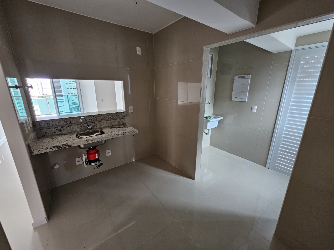 Apartamento à venda com 3 quartos, 103m² - Foto 18