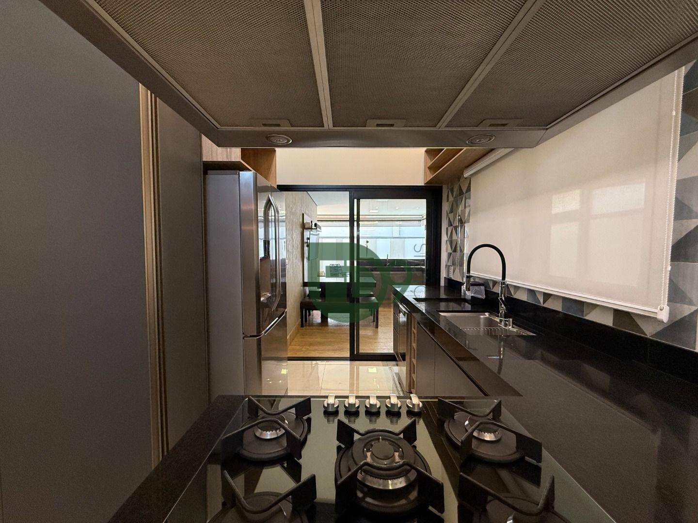 Casa de Condomínio à venda e aluguel com 3 quartos, 180m² - Foto 17