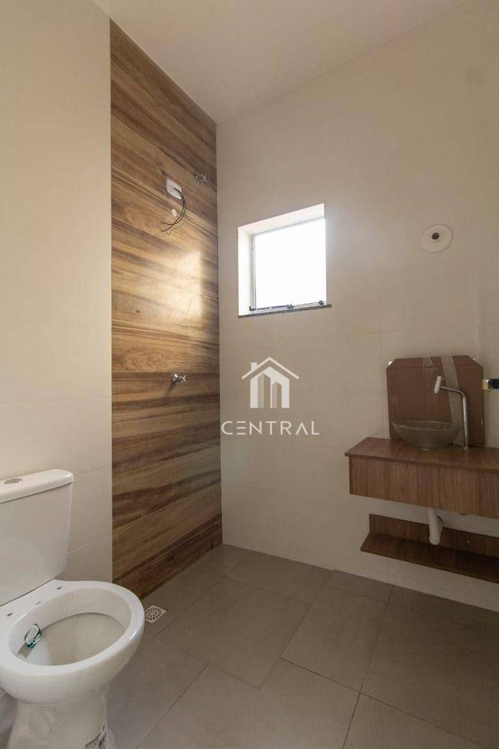 Casa à venda com 2 quartos, 60m² - Foto 14