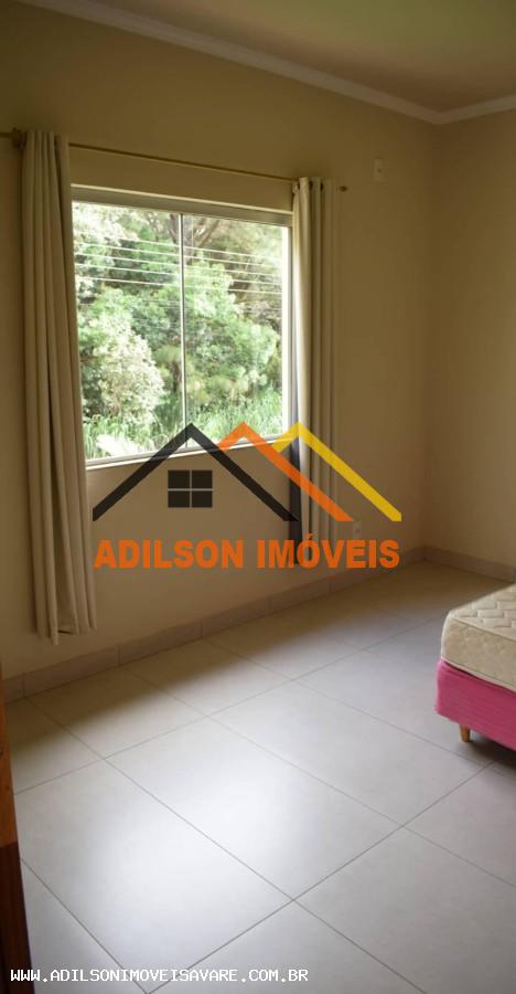 Casa à venda com 2 quartos, 162m² - Foto 3