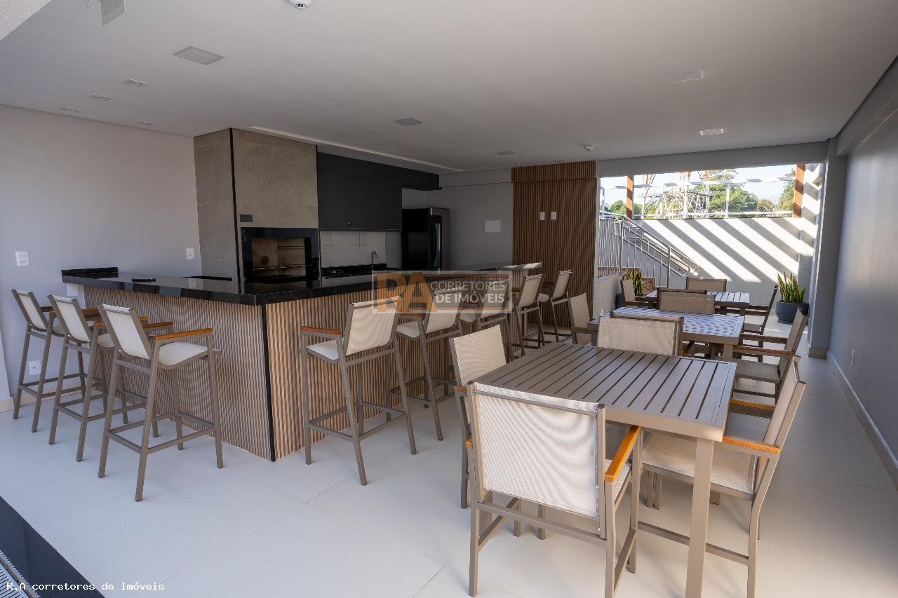 Apartamento à venda com 2 quartos, 55m² - Foto 15