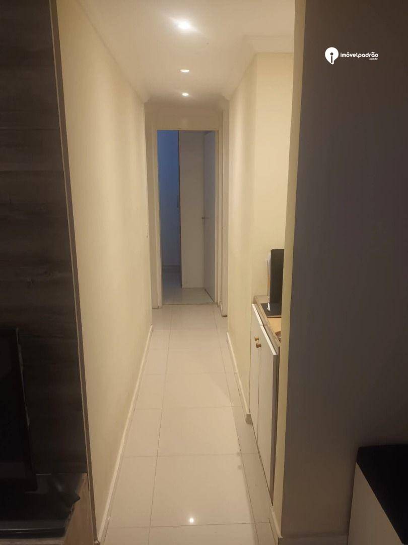 Apartamento à venda com 2 quartos, 63m² - Foto 9