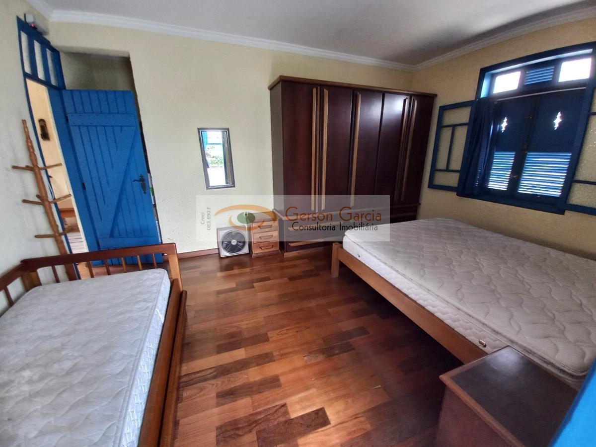 Casa de Condomínio para alugar com 3 quartos, 250m² - Foto 29