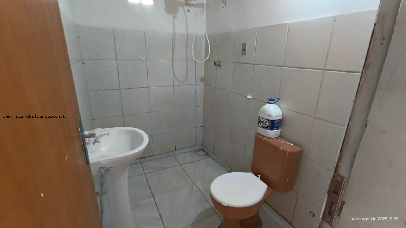 Casa para alugar com 2 quartos, 200m² - Foto 20