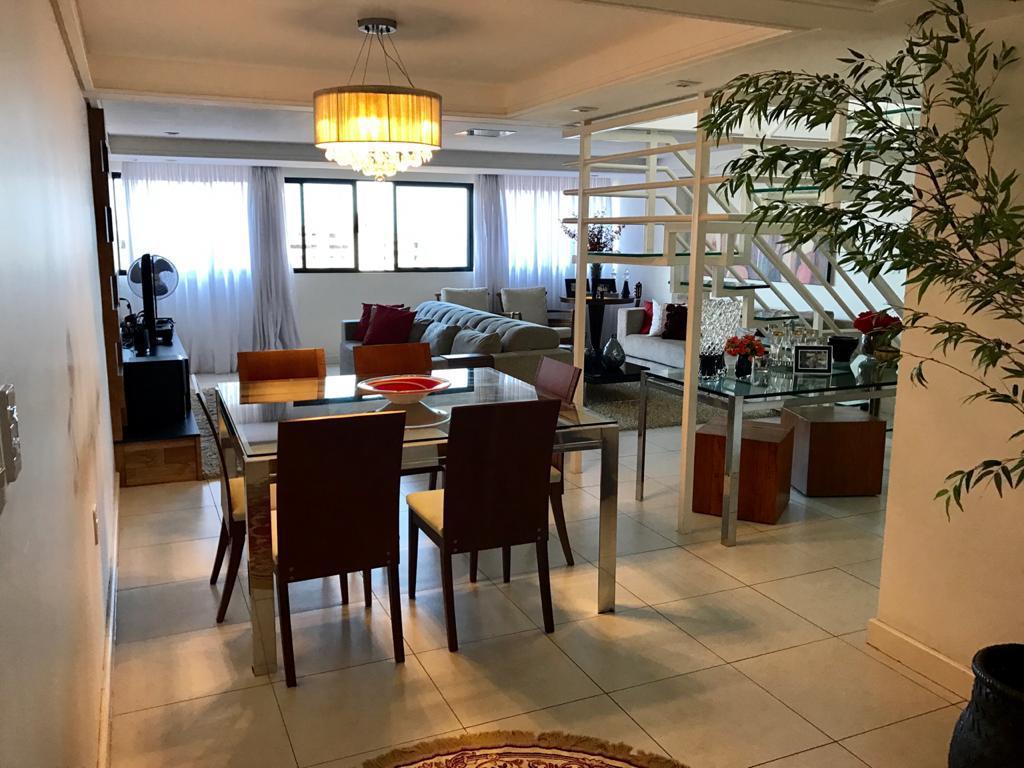 Cobertura à venda com 4 quartos, 300m² - Foto 11