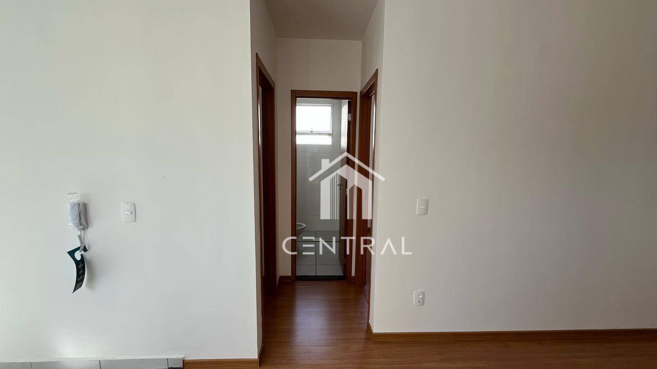 Apartamento à venda com 2 quartos, 43m² - Foto 6