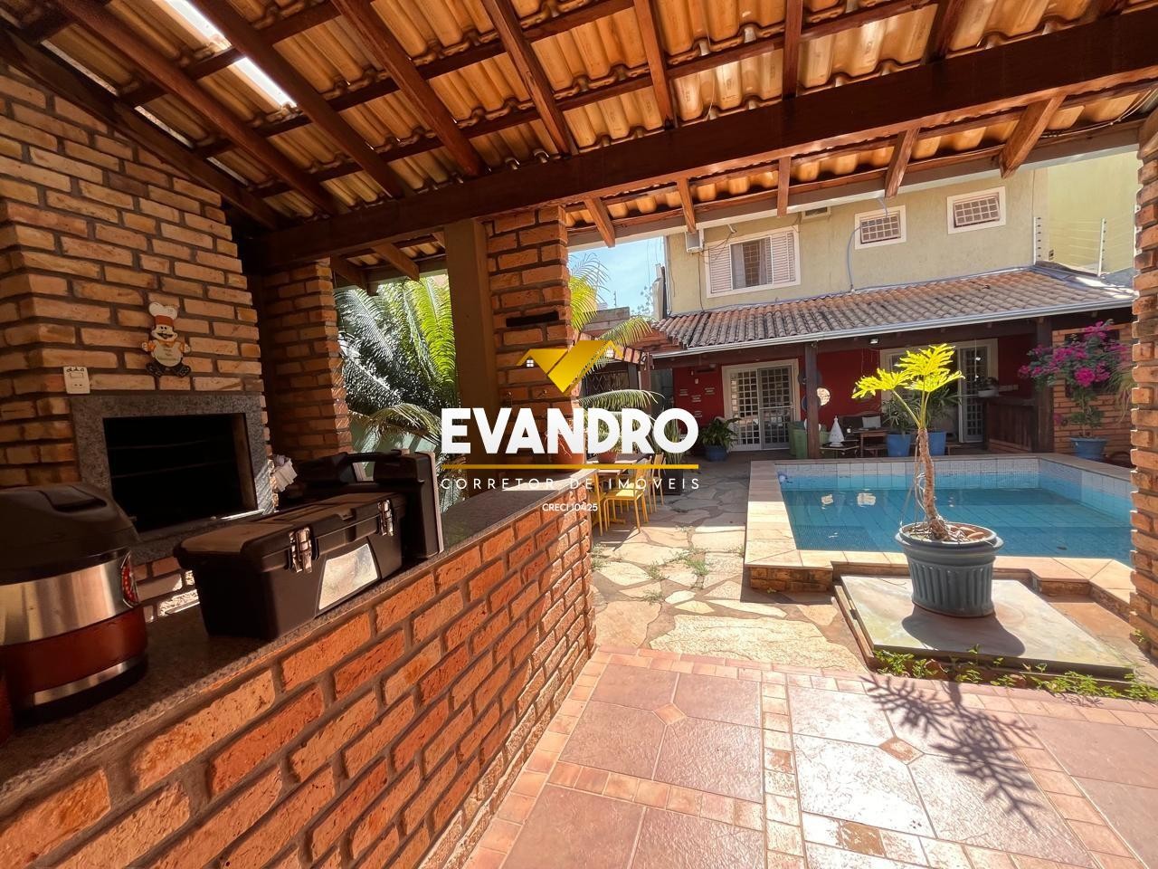 Casa à venda com 2 quartos, 279m² - Foto 13