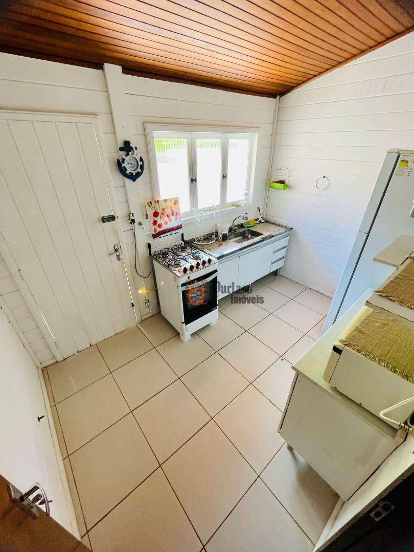 Casa à venda com 3 quartos, 108m² - Foto 23