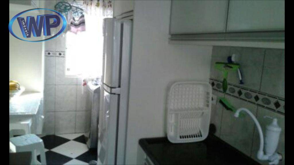 Apartamento à venda com 2 quartos, 48m² - Foto 2