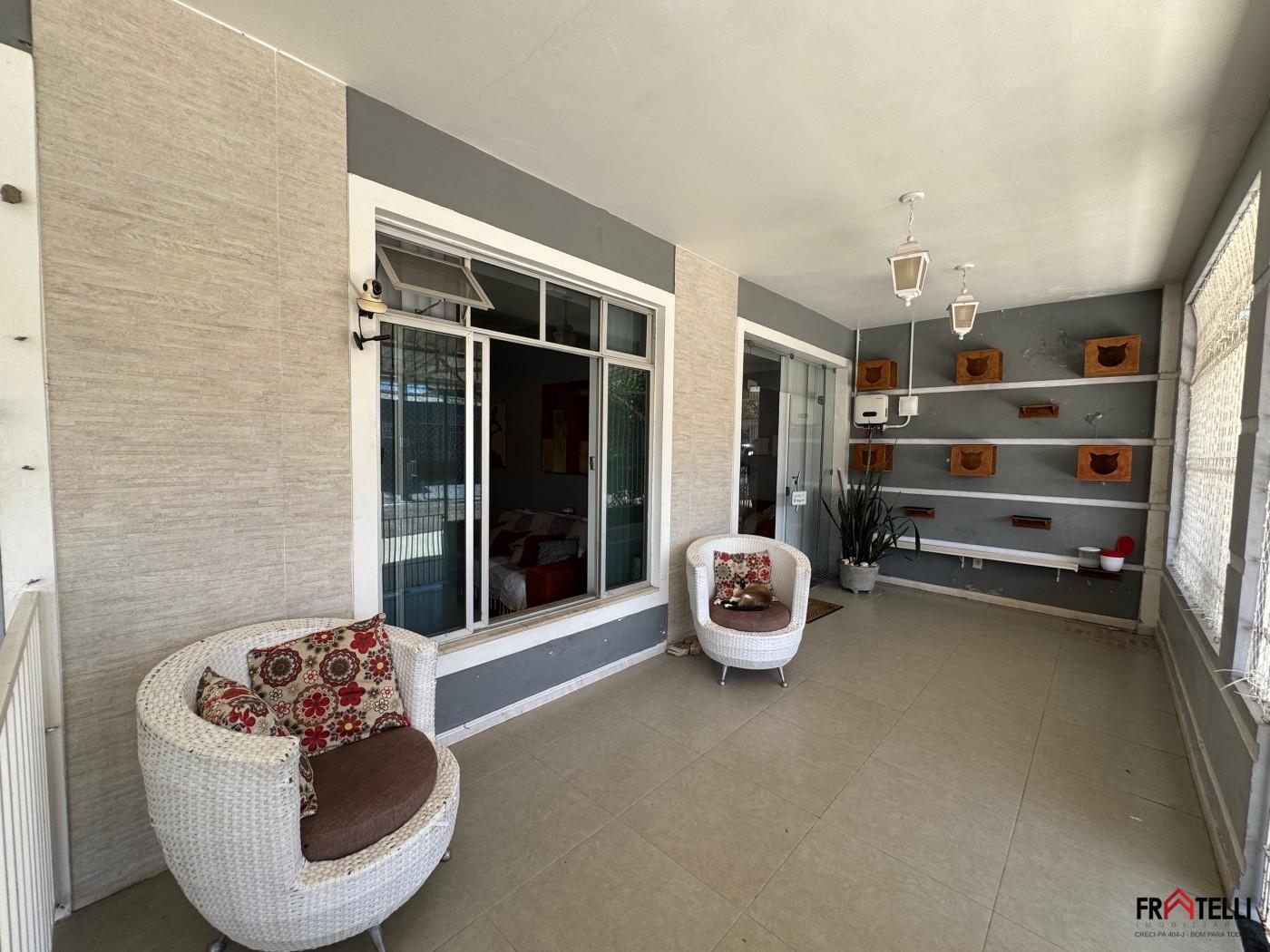 Casa à venda com 3 quartos, 276m² - Foto 3