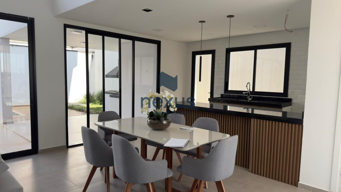 Casa à venda com 3 quartos, 250m² - Foto 13