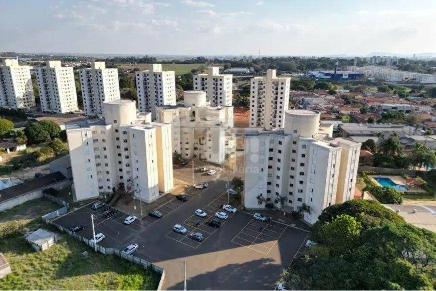 Apartamento à venda com 2 quartos, 55m² - Foto 11