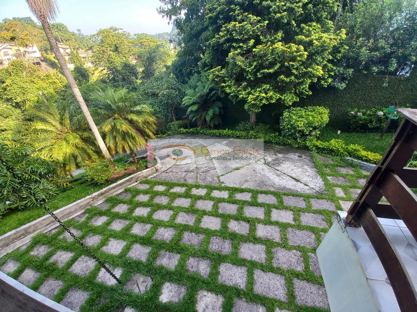 Casa de Condomínio para alugar com 3 quartos, 370m² - Foto 31