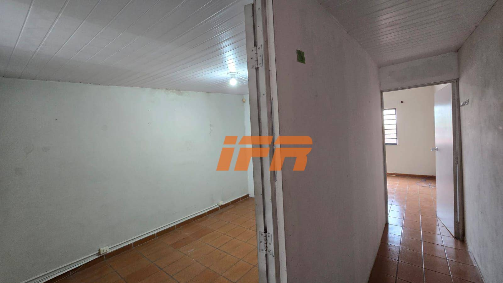 Casa para alugar com 4 quartos, 146m² - Foto 15