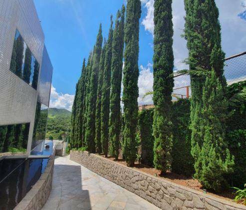 Casa à venda com 5 quartos, 1080m² - Foto 11