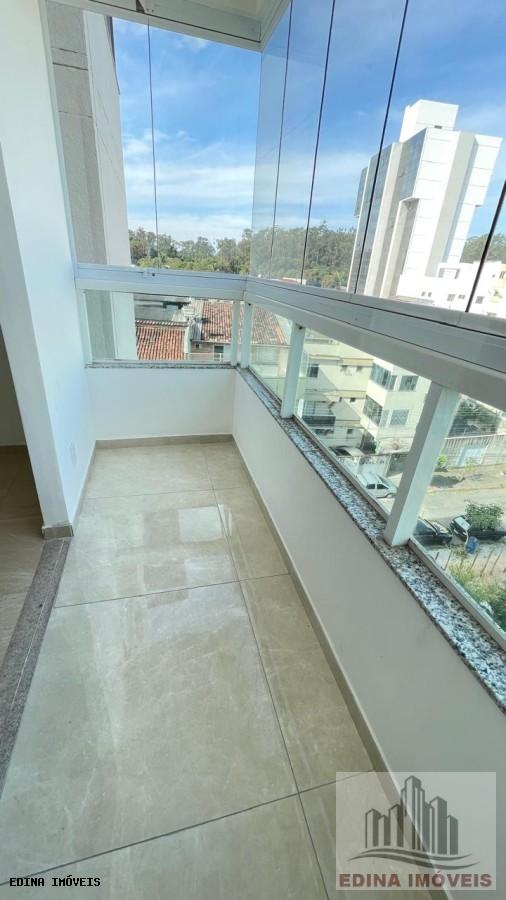 Cobertura para alugar com 2 quartos, 80m² - Foto 1