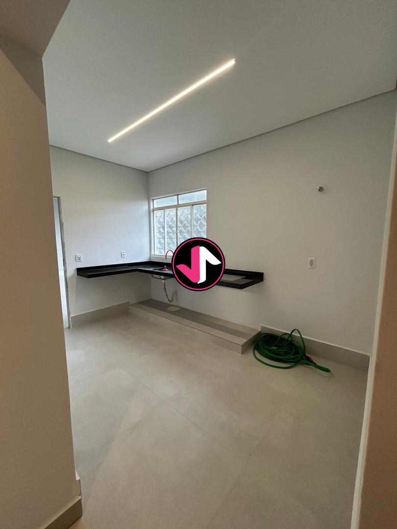 Casa à venda com 3 quartos, 210m² - Foto 30