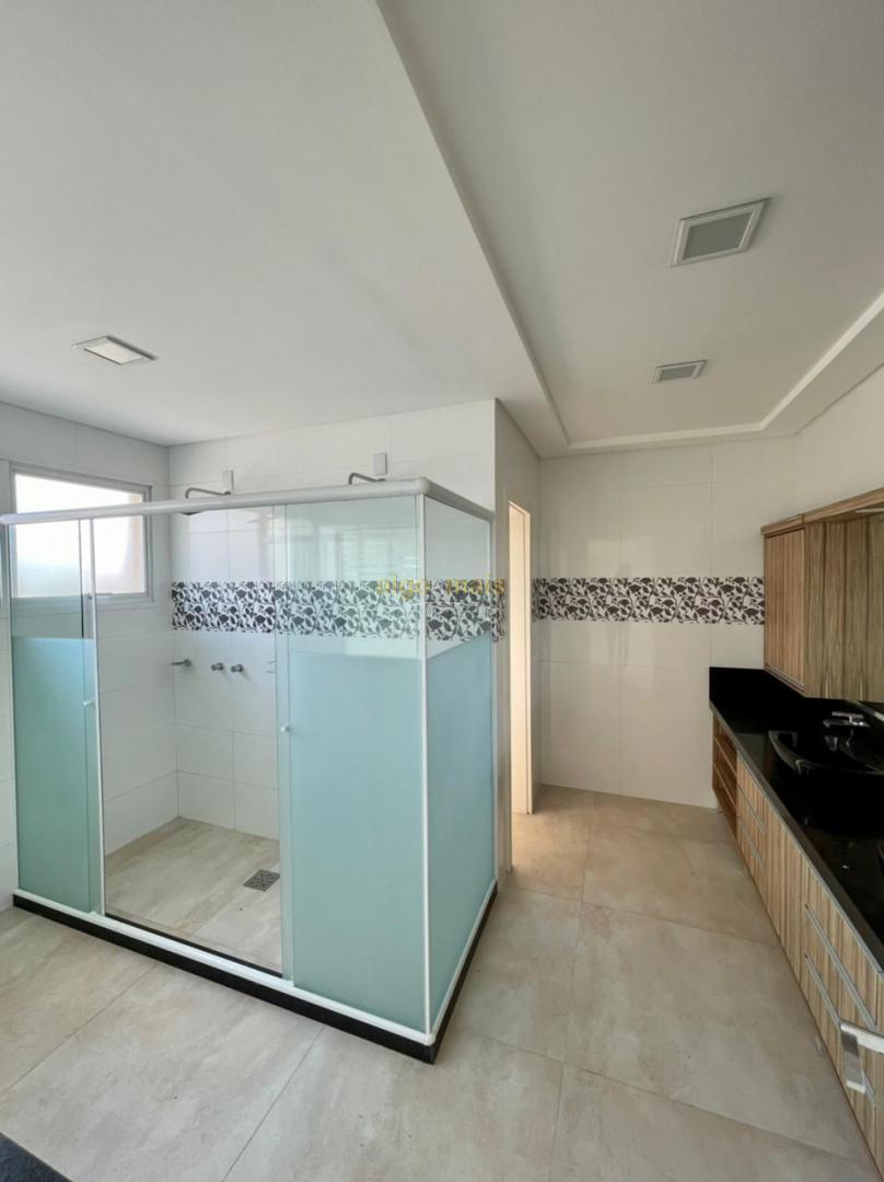 Casa de Condomínio à venda com 4 quartos, 500m² - Foto 14