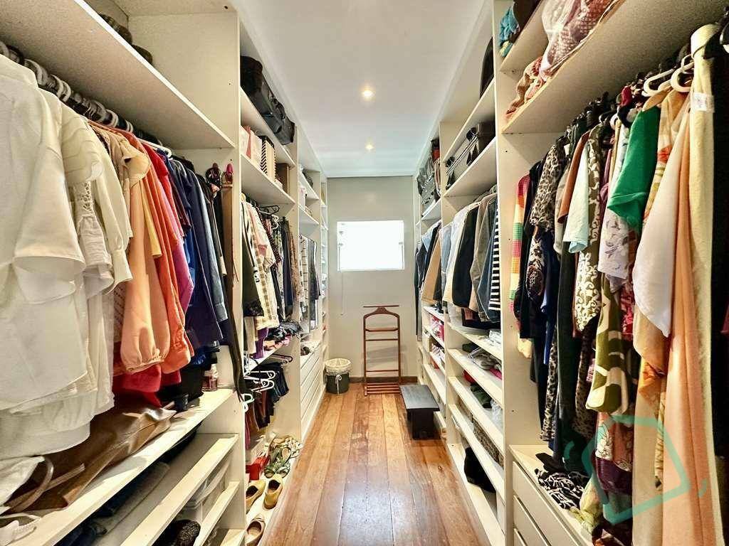 Casa de Condomínio à venda com 3 quartos, 330m² - Foto 50