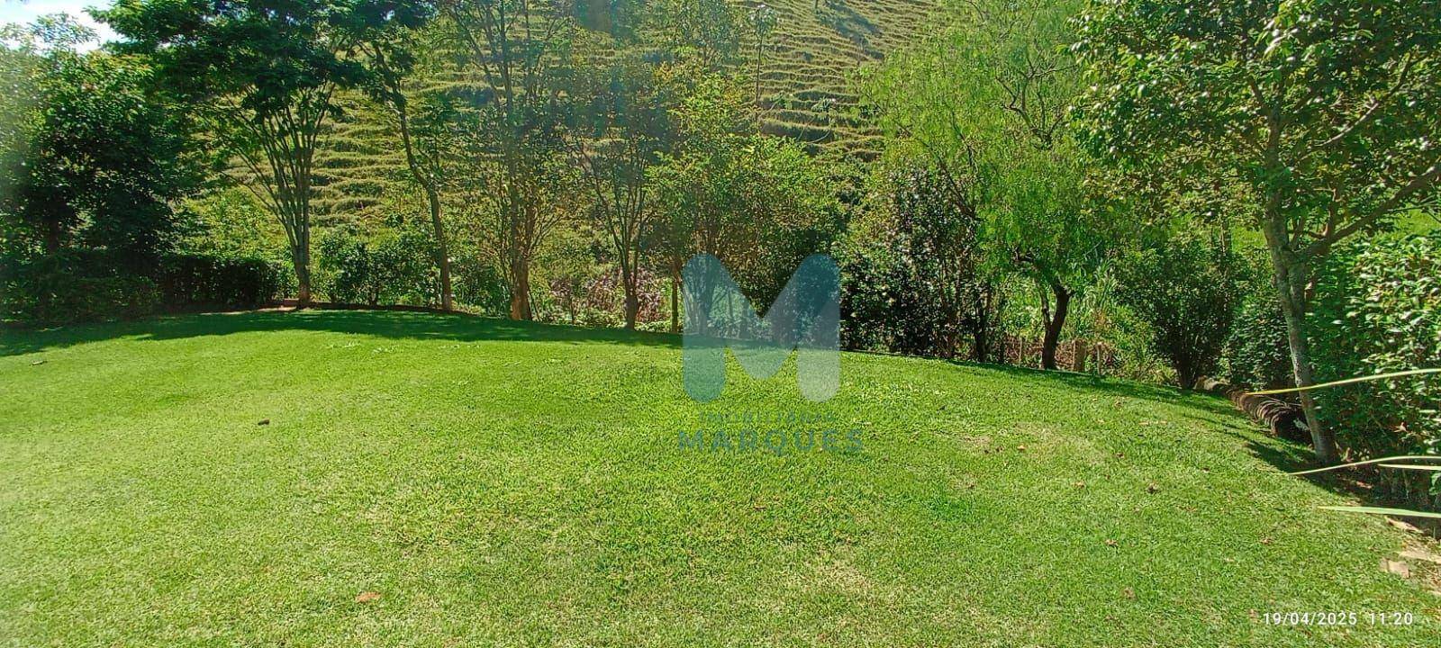 Chácara à venda com 2 quartos, 200m² - Foto 8