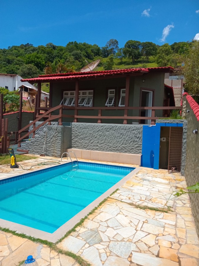 Casa à venda com 4 quartos, 505m² - Foto 1