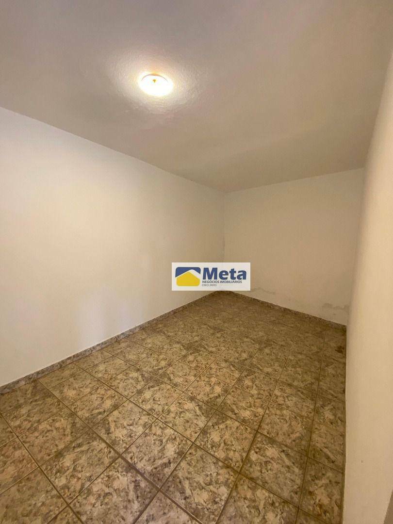 Casa à venda e aluguel com 3 quartos, 253m² - Foto 27