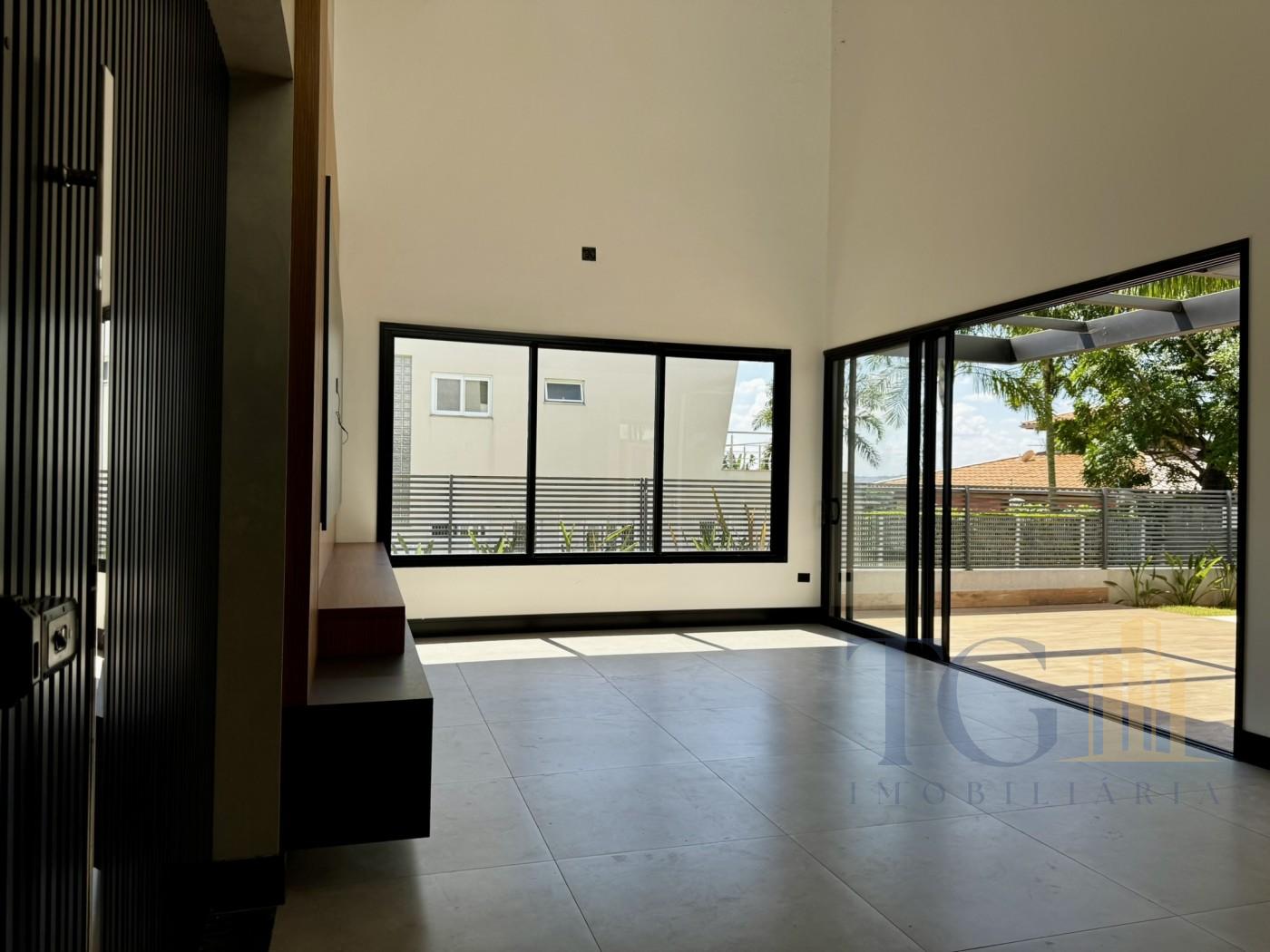 Casa de Condomínio à venda com 4 quartos, 380m² - Foto 4