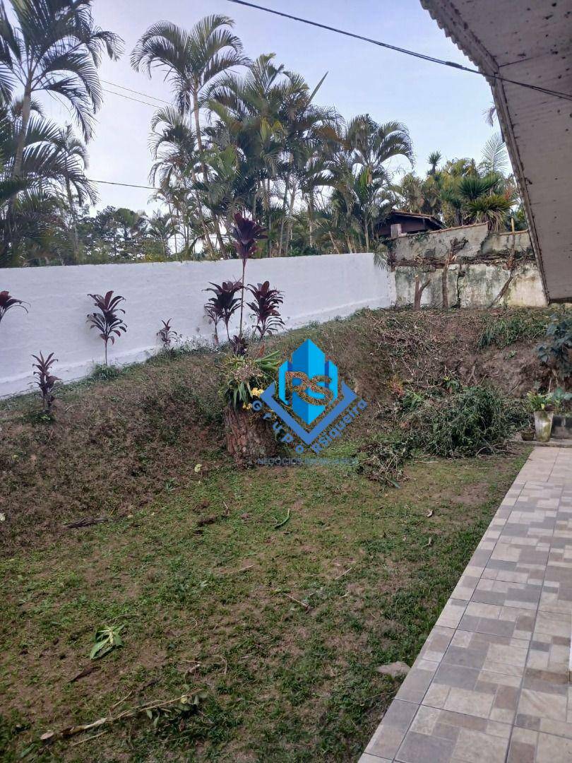 Chácara à venda com 4 quartos, 225m² - Foto 2