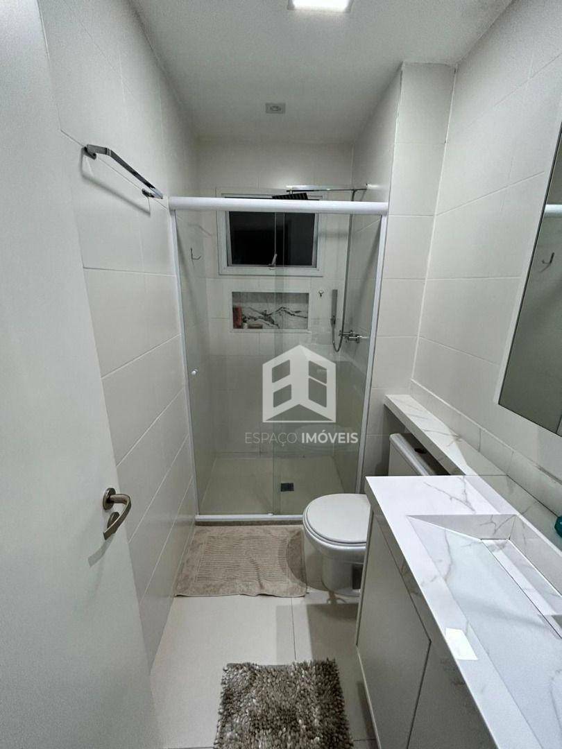 Apartamento para alugar com 2 quartos, 69m² - Foto 16