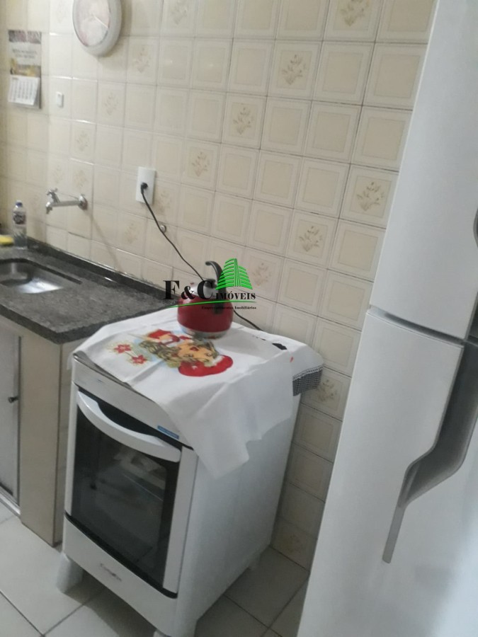 Apartamento à venda com 1 quarto, 40m² - Foto 11