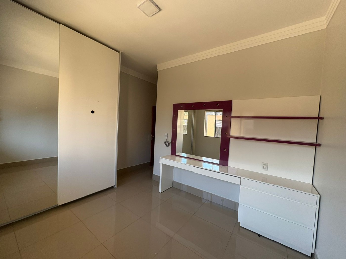 Casa à venda com 3 quartos, 191m² - Foto 8
