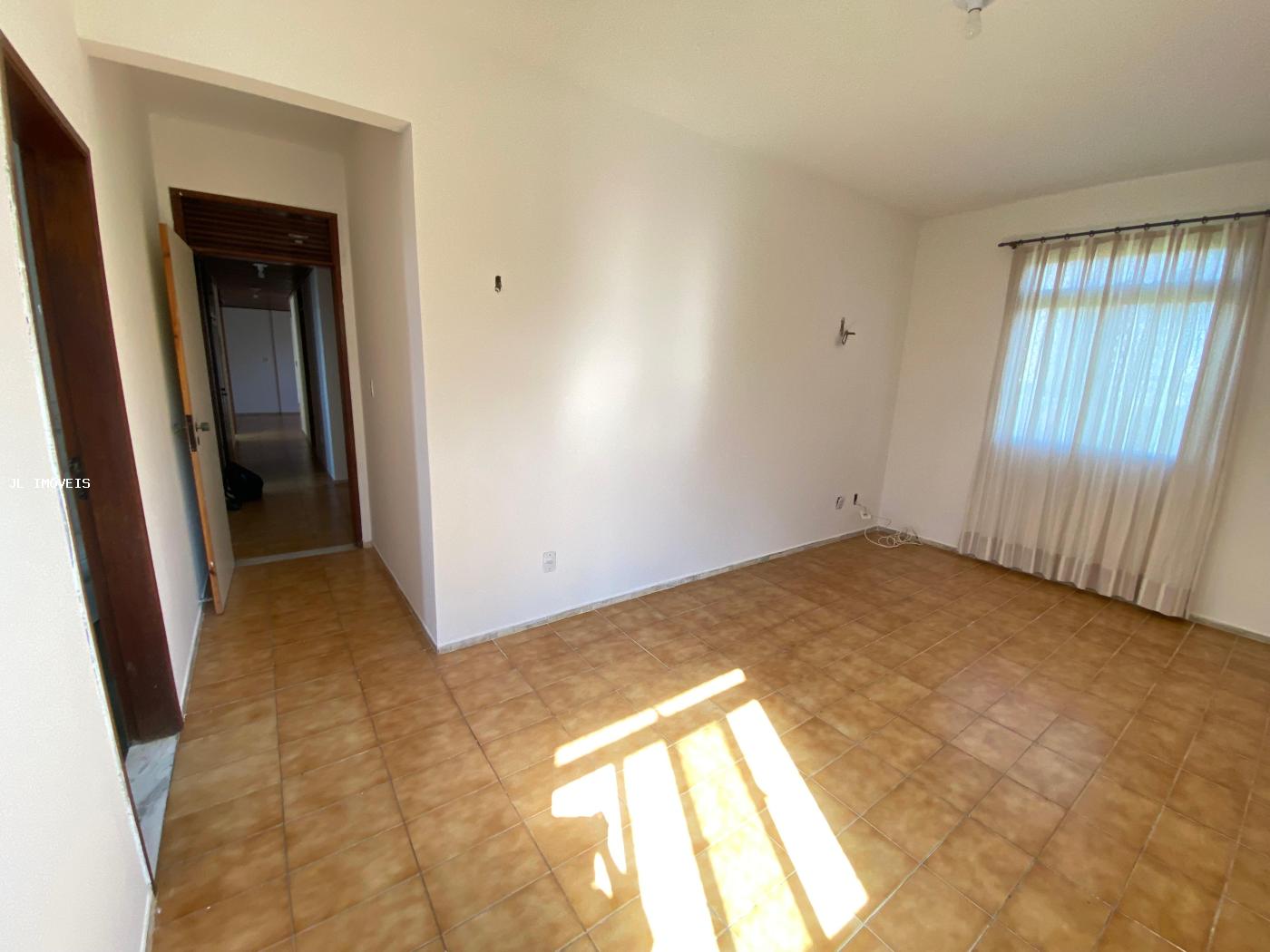 Apartamento à venda com 3 quartos, 187m² - Foto 18