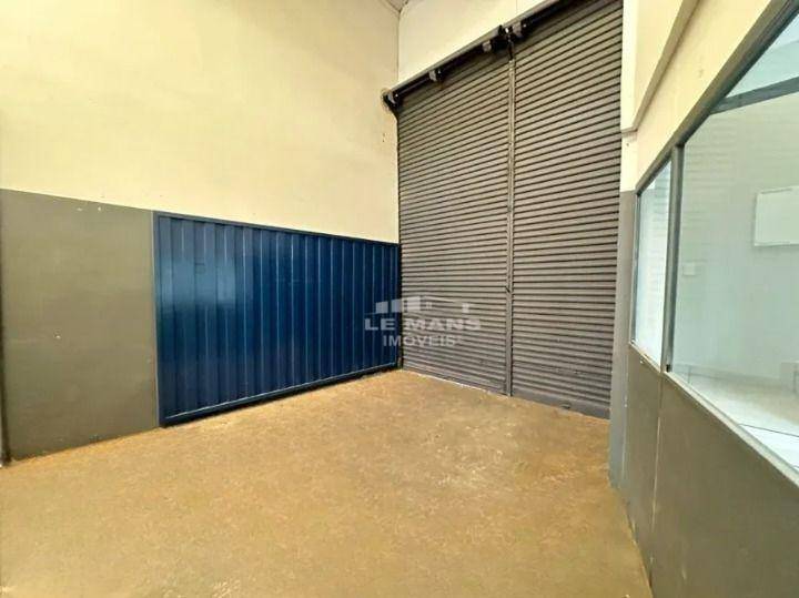 Depósito-Galpão-Armazém à venda e aluguel, 341m² - Foto 12
