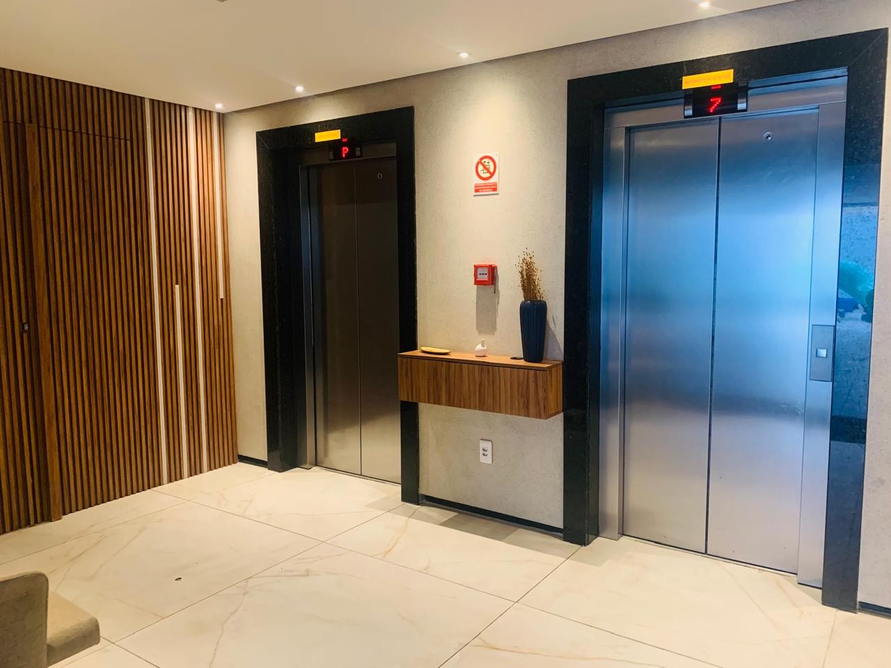 Apartamento à venda com 2 quartos, 58m² - Foto 20
