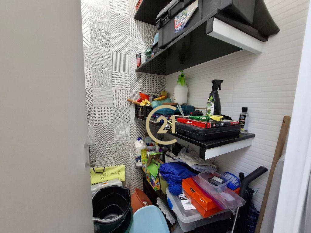 Casa de Condomínio para alugar com 3 quartos, 188m² - Foto 23